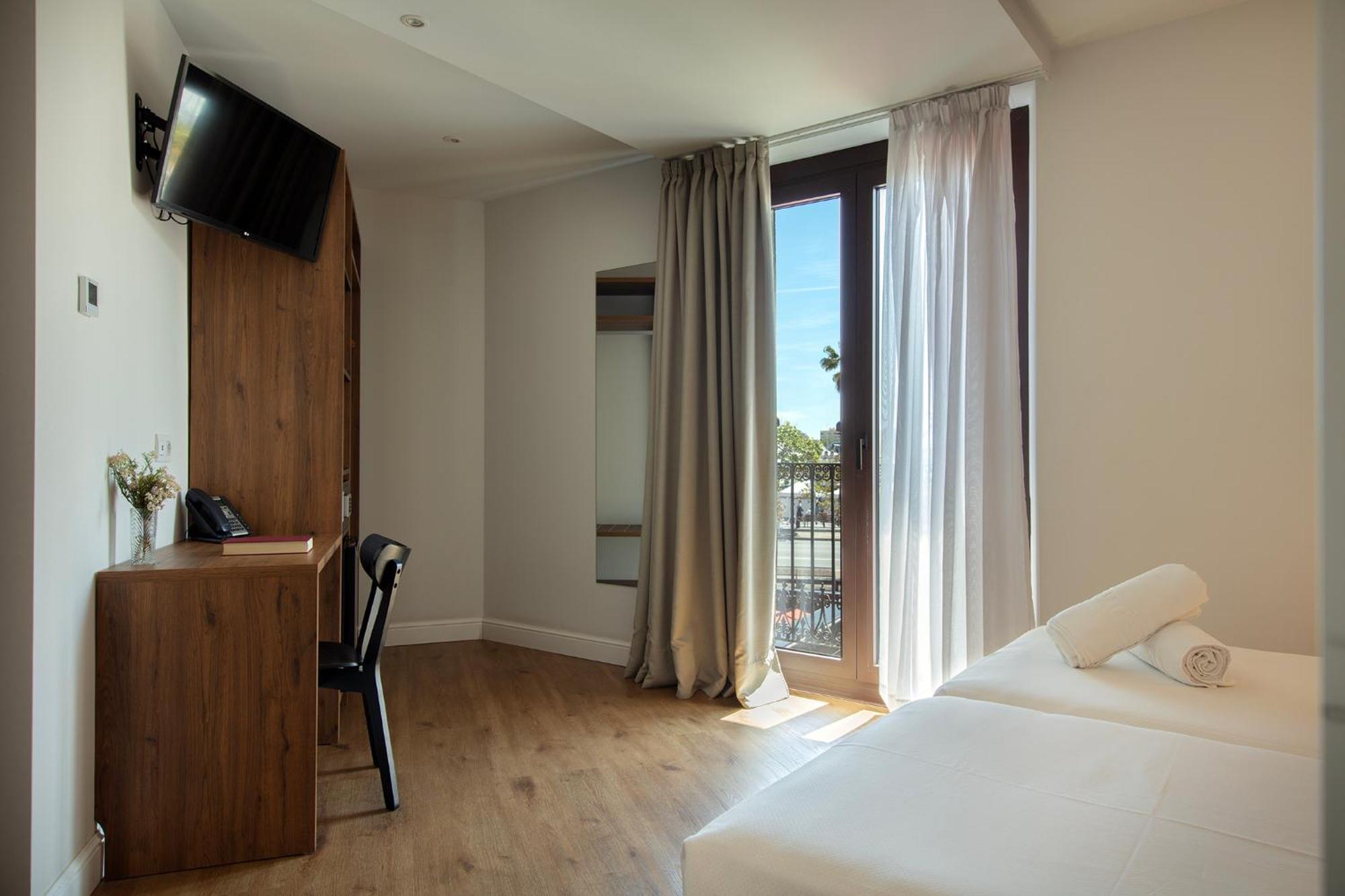 Som Nit Port Vell Hotel Barcelona Exterior foto